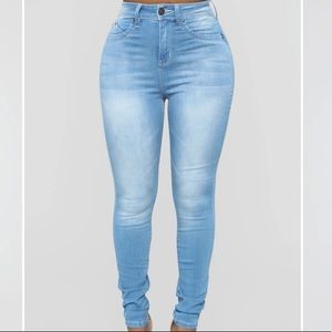 Fashion nova booty lifting jeans